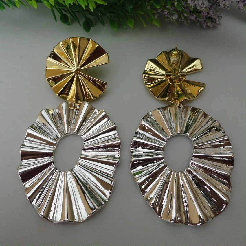 Traditional Floral Necklace Set product image